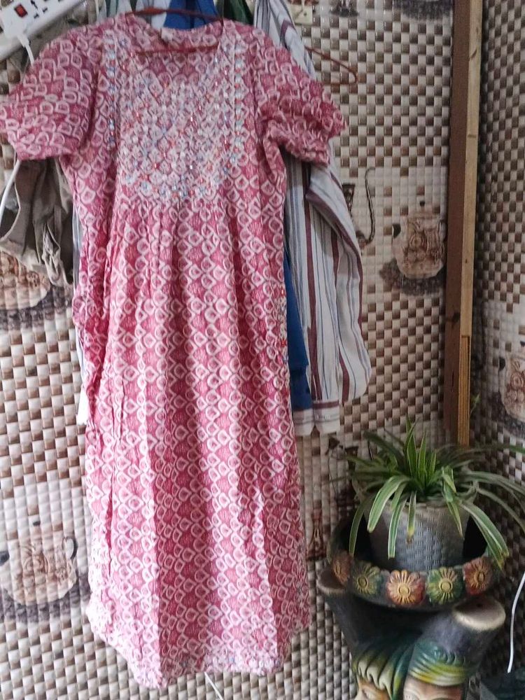 Beautiful Pink Printed Kurta set