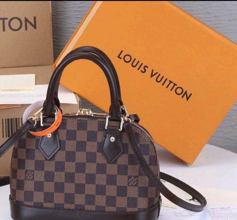 LV ALMA SLING PREMIUM QUALITY WITH BOX