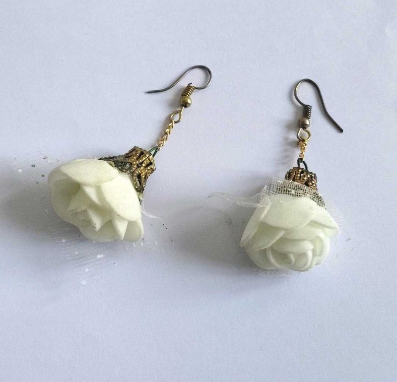 Floral Drop Earrings 😻
