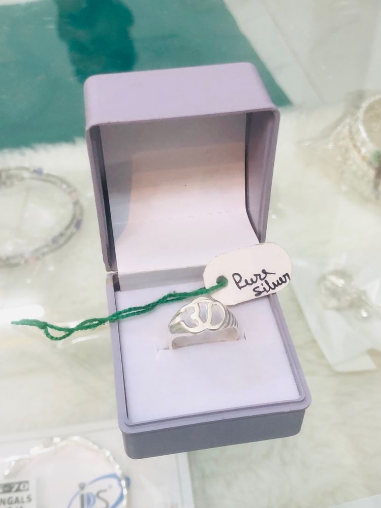 🕉️ Om Ring Pure Silver (wt:-3.200g)