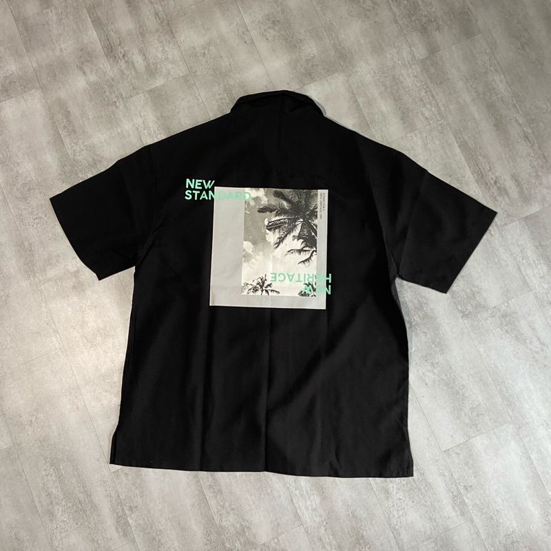 Men's Black Graphic Print Short Sleeve Shirt