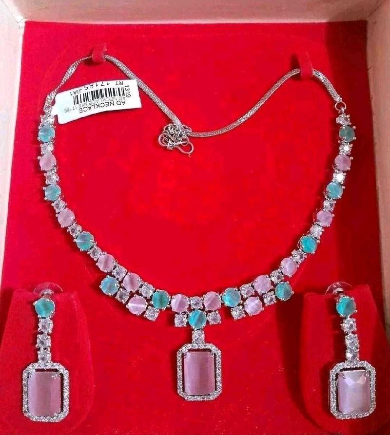 ad Elegant Necklace &amp; Earring Set
