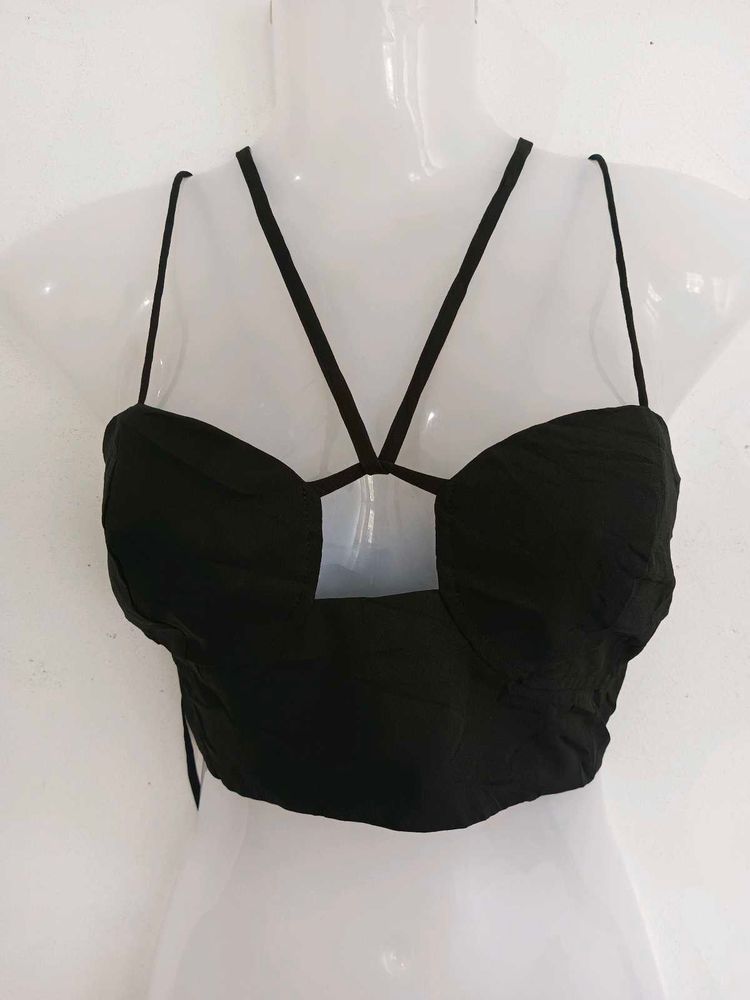 Chic Black Strappy Crop Top