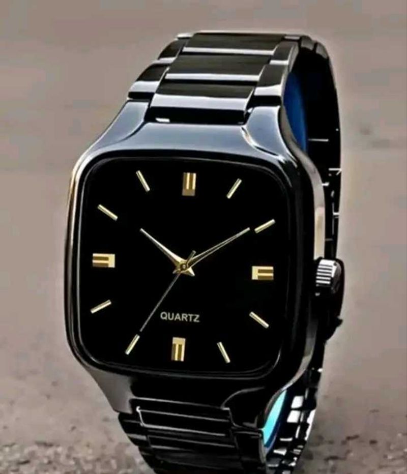 Elegant Black Quartz Watch