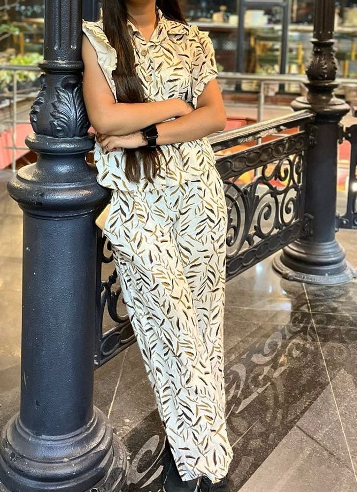 women beige botanical print co-ord set .