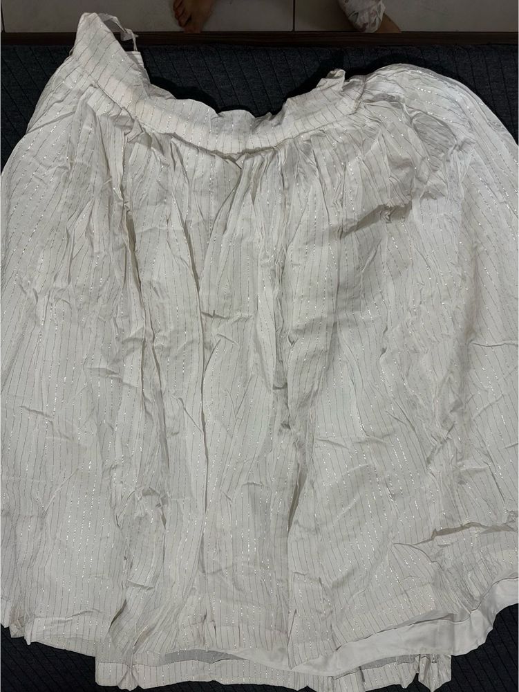 white navratri lehnghq choli