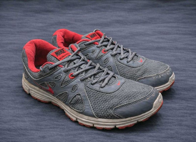 Nike Revolution 2 Sports/Running Shoes | UK 8