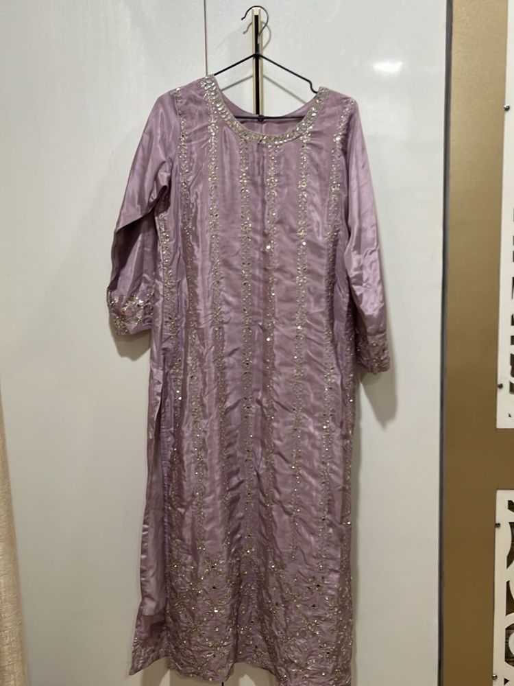 Embroidered Lavender Kurta set with Dupatta