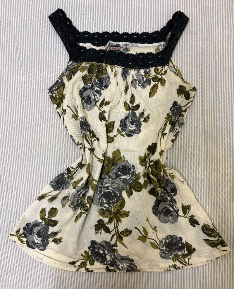 Vintage Floral Crinkle Georgette cami top