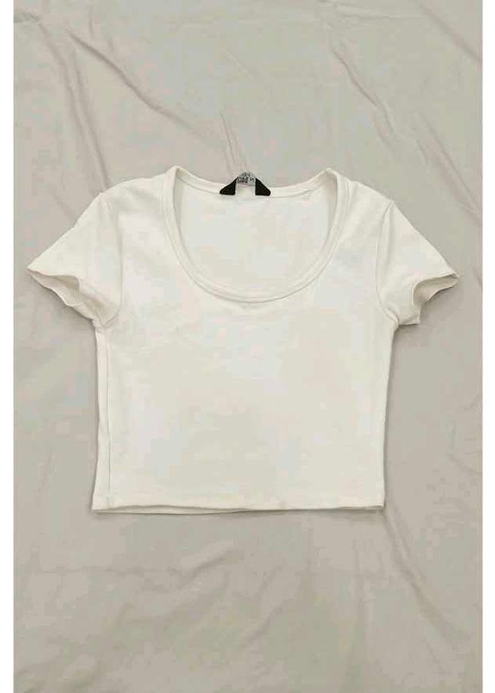 Basic White Cropped Top