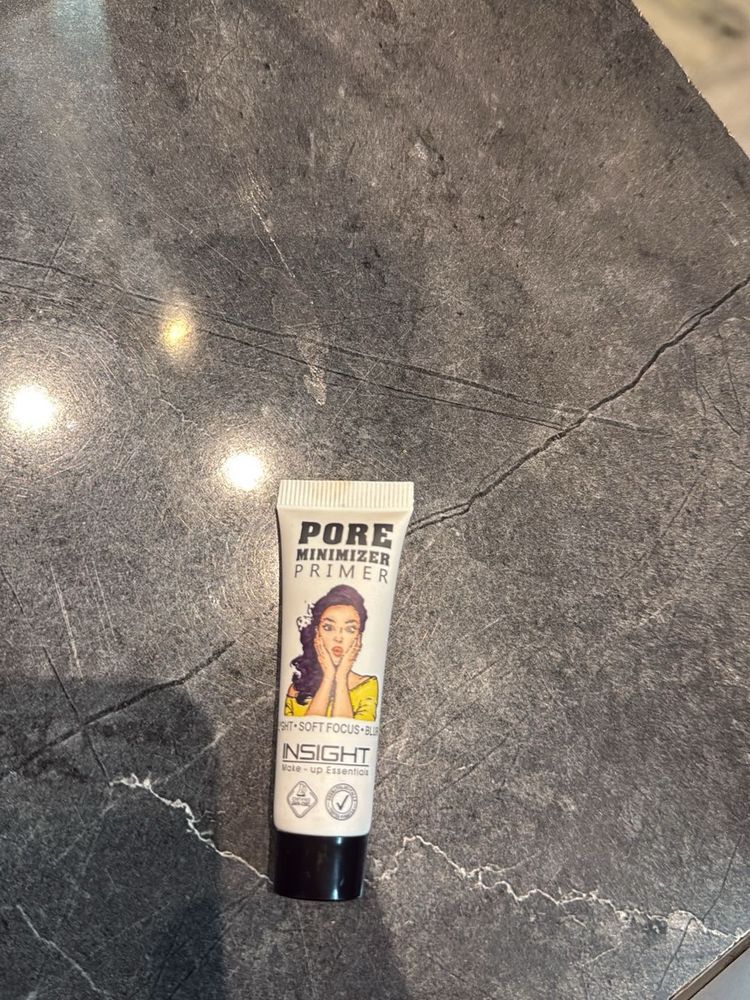 Insight Pore Minimizer Primer