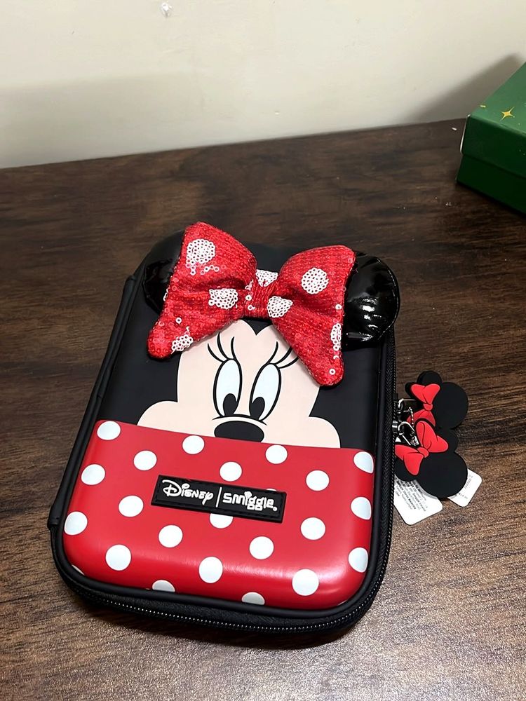 Smiggle - Disney Minnie Mouse Stationery Case