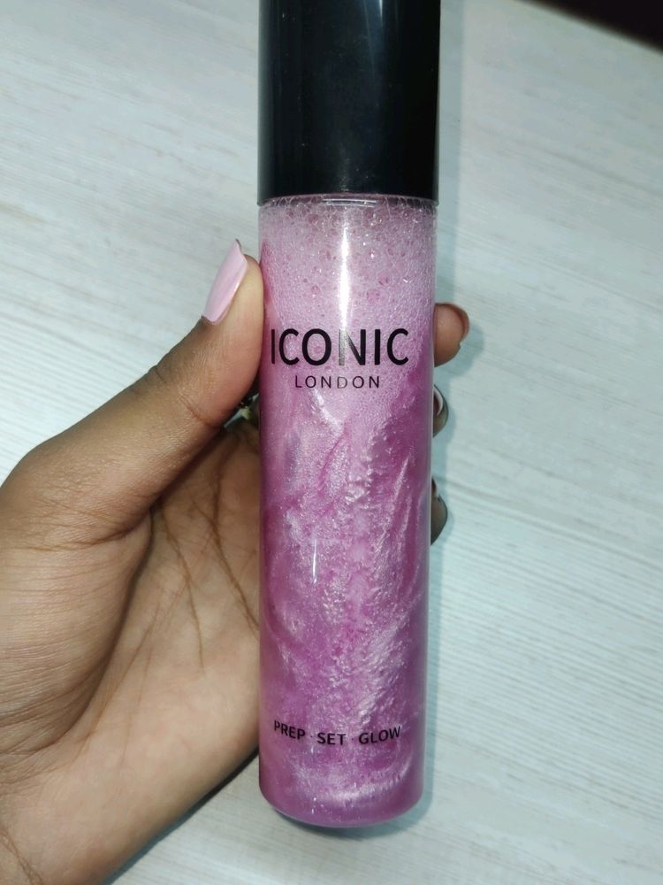 ICONIC LONDON ILLUMINATOR HIGHLIGHTER PREP SPRAY