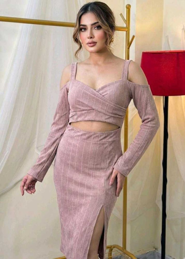 Elegant Cutout Midi Dress