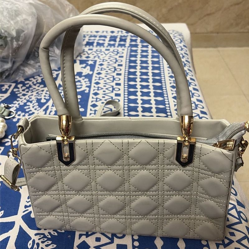 Stylish Quilted Handbag