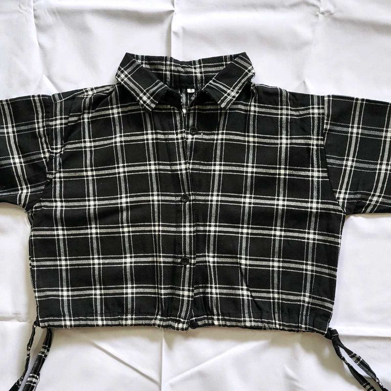 Classic Cropped Shirt✨️