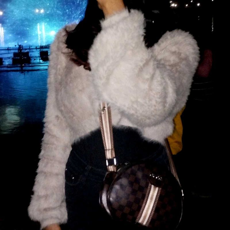 Premium Korean Fur Long Sleeves Crop Shrug