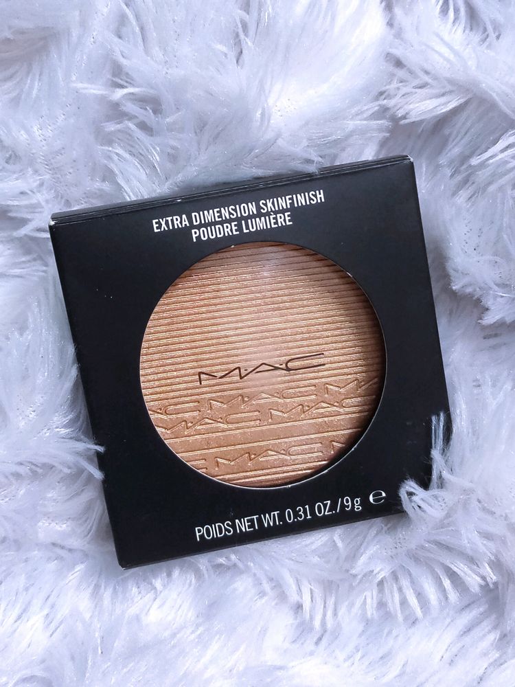 Luxe Brand Original MAC Highlighter