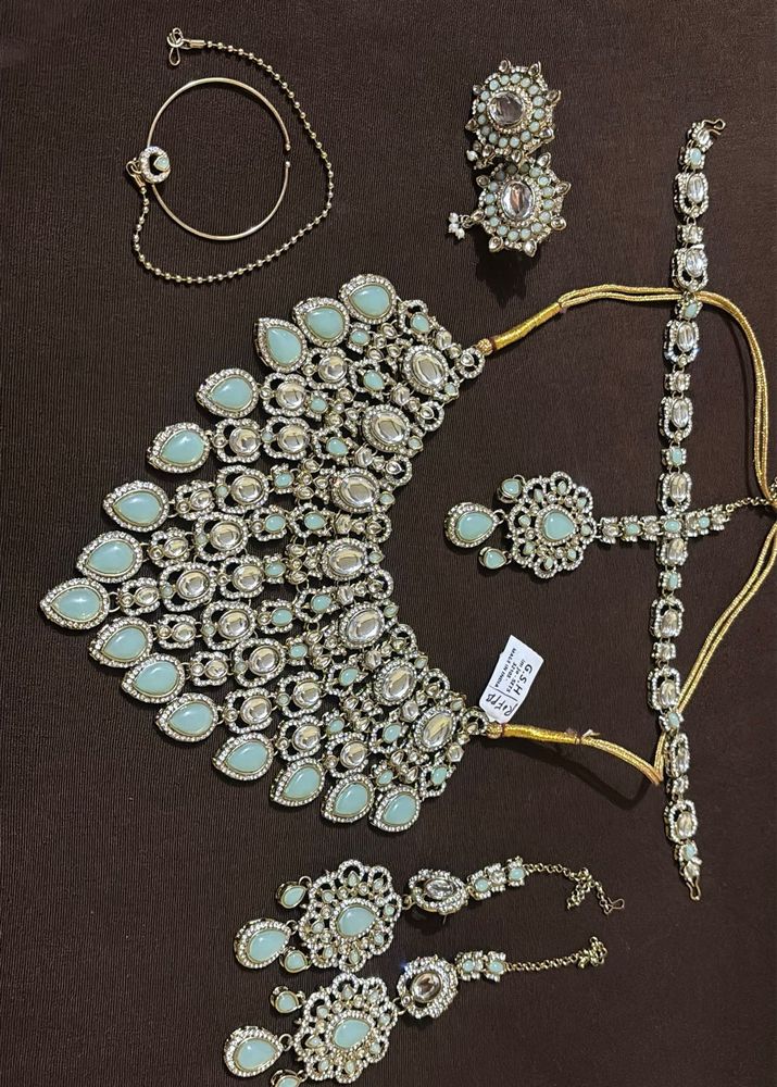 this is new jewellery never use . reason for sell