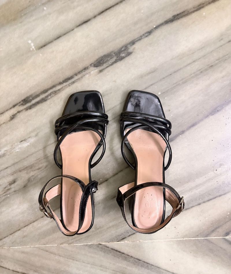 Chic Black Strappy Block Heels