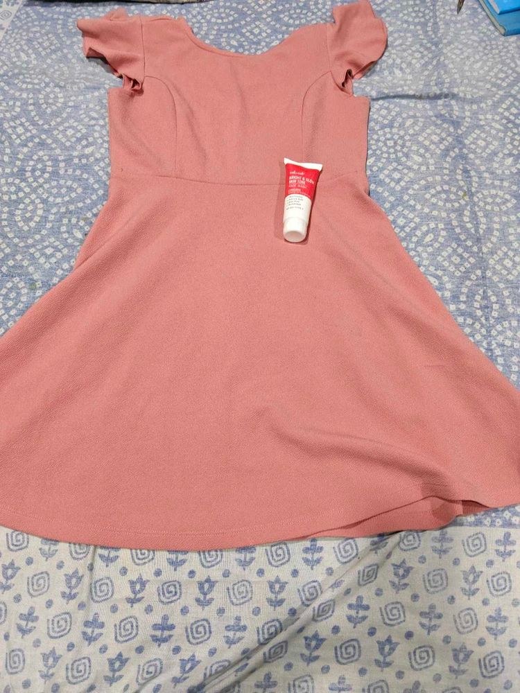 Chic Pink Fit &amp; Flare Dress and new facewash free