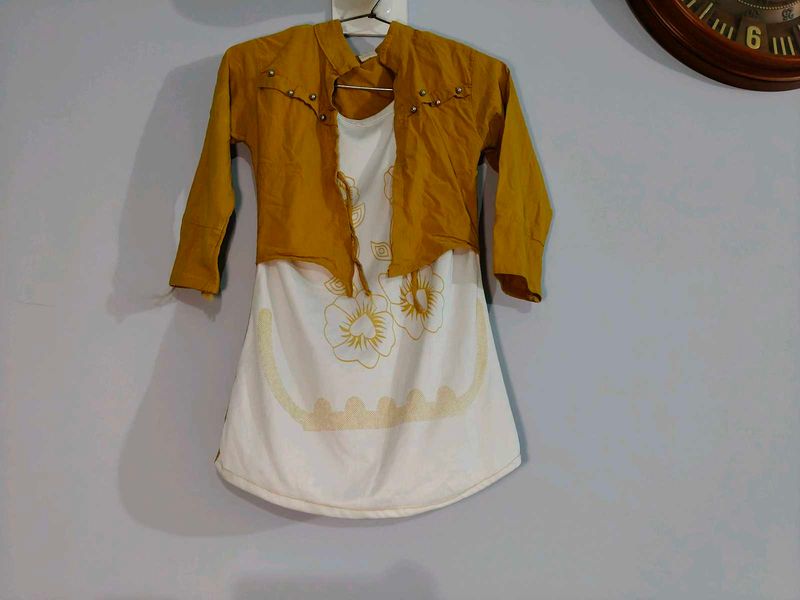 Stylish Mustard &amp; White top