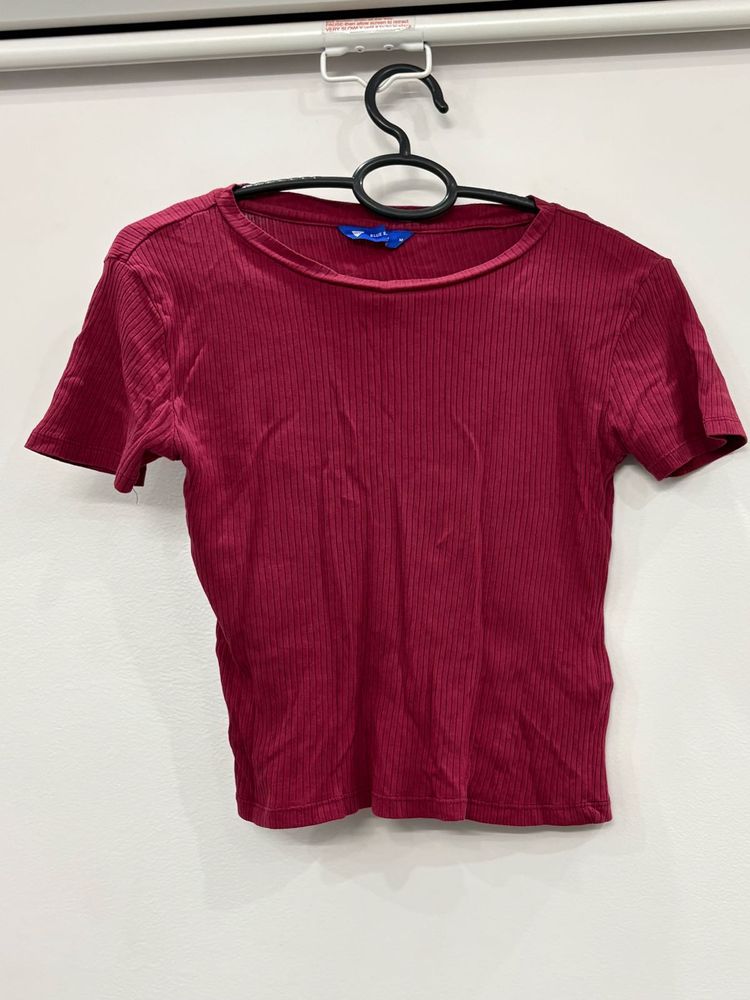Maroon Ribbed Knit Cropped Top