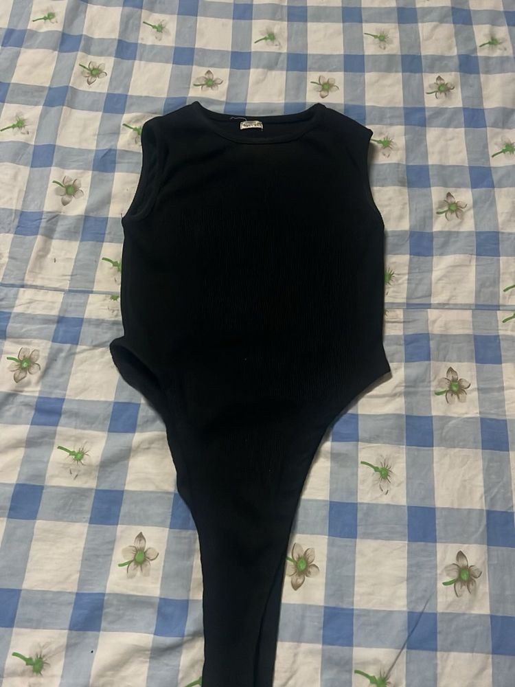 Black Ribbed Sleeveless Bodysuit