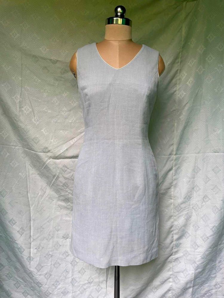 Classic V-Neck Sleeveless Sheath Dress