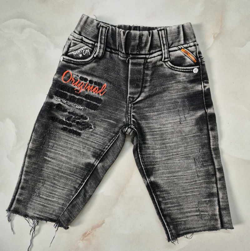 Gray Denim Shorts with "Original" Print