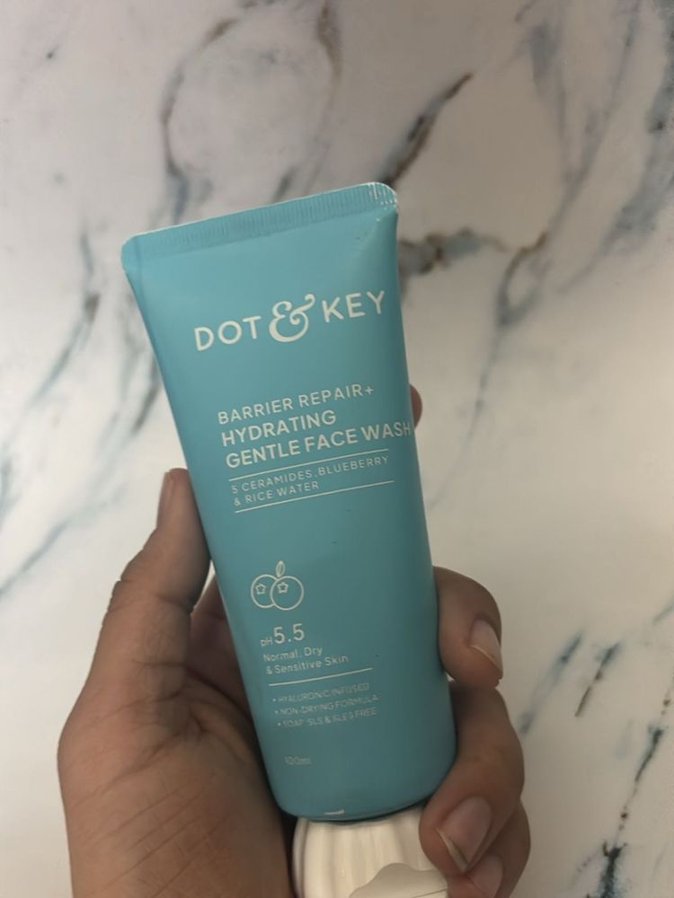 Dot &amp; Key Barrier Repair Face Wash