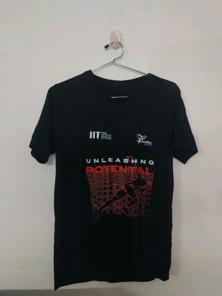 Black IIT 'Unleashing Potential' Tee