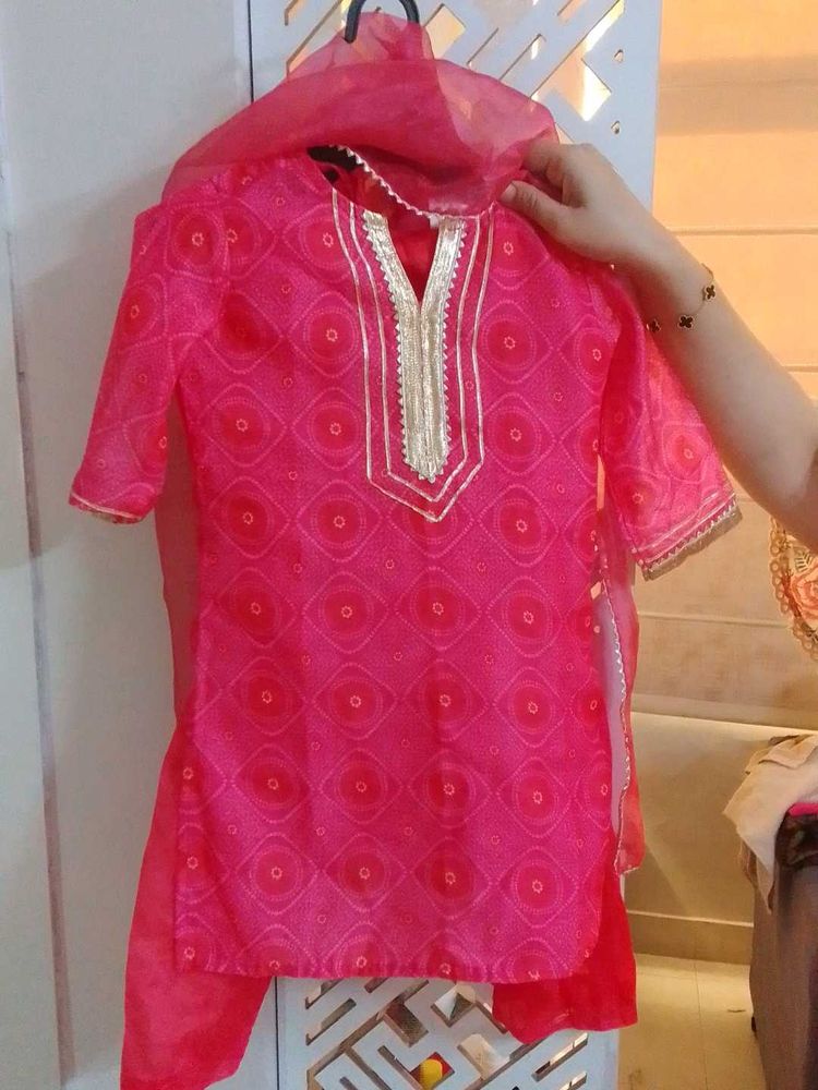 Vibrant Pink Ethnic Kurta Set with Dupatta