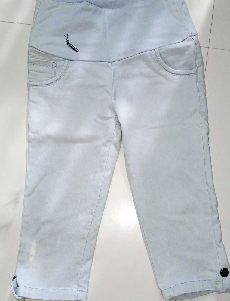 HALF JEANS FOR WOMEN