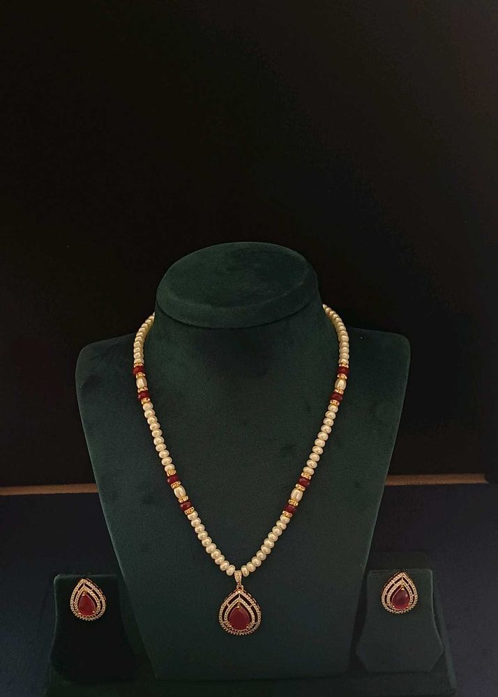Elegant Pearl &amp; Ruby Necklace Set