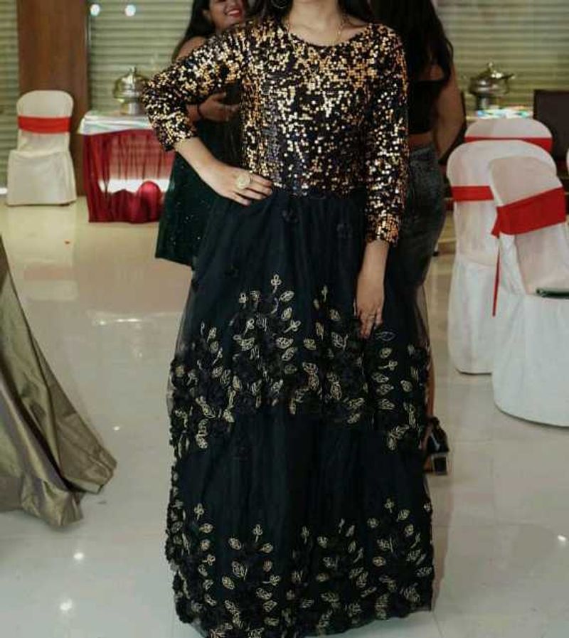 Black&amp;Golden Sequins Gown