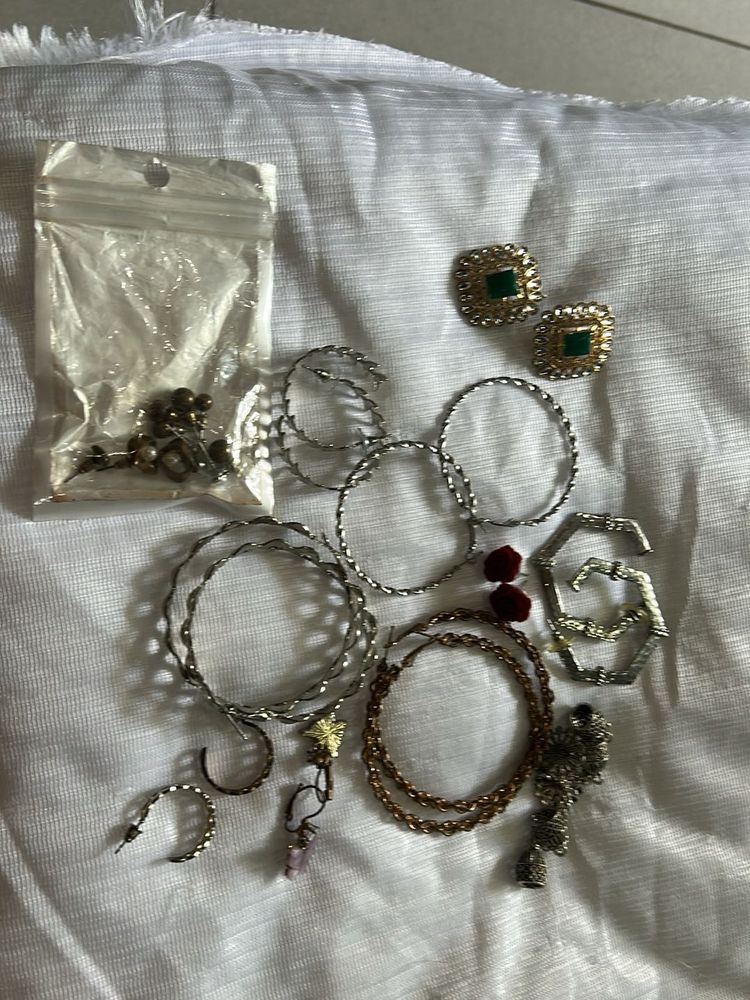 Assorted Women's Earrings Collection