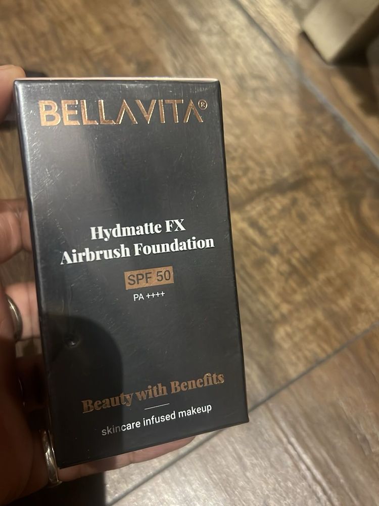 Combo BellaVita Sealed Foundation, Primer