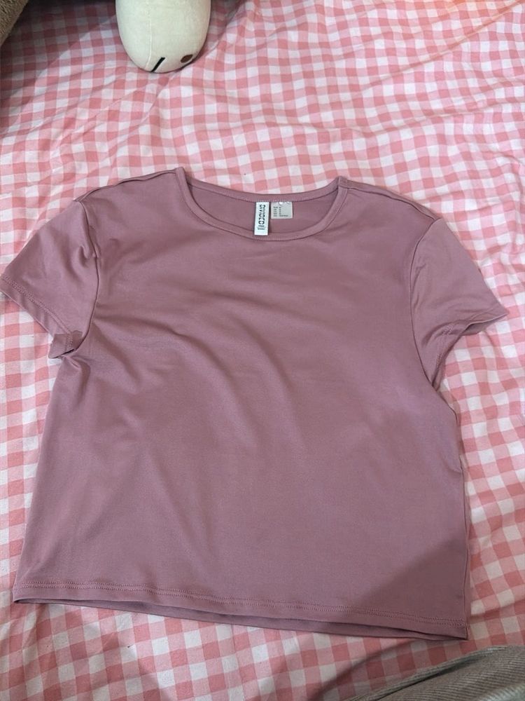 Basic Crew Neck T-Shirt