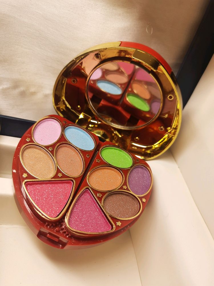T.Y.A Makeup Kit 💞👌 Totally New Combo
