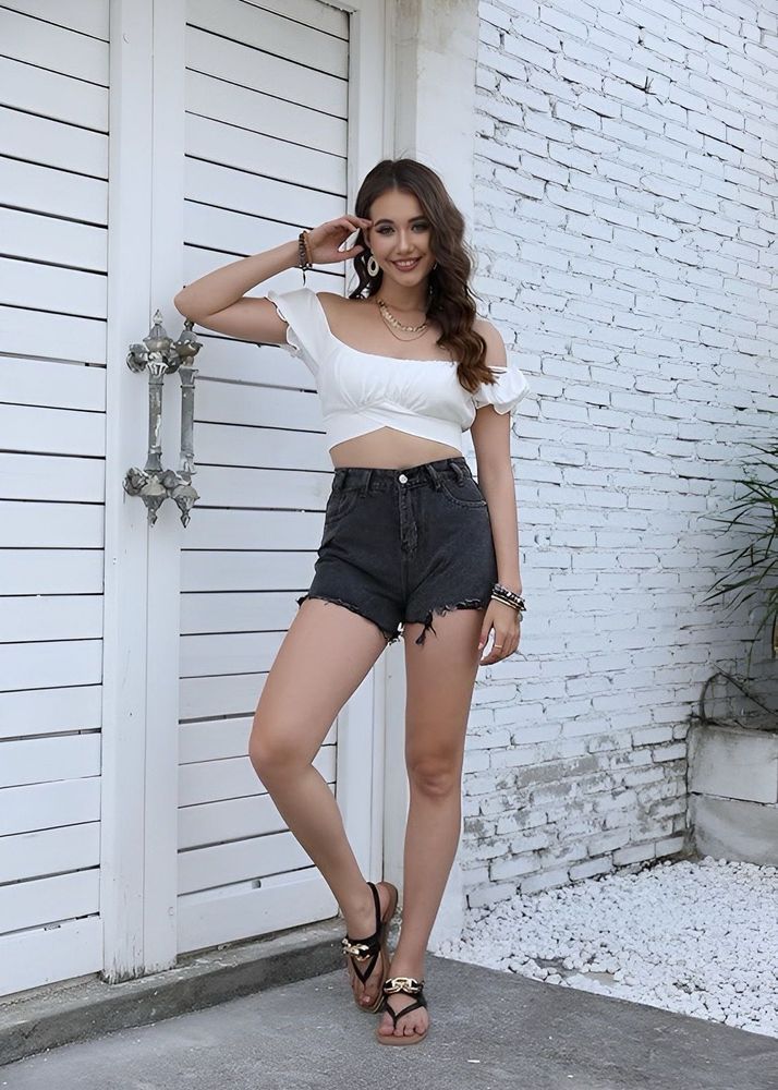 H&amp;M Textured Crop Top