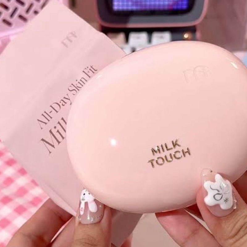 Milk Touch All-Day Skin Fit Cushion Foundation