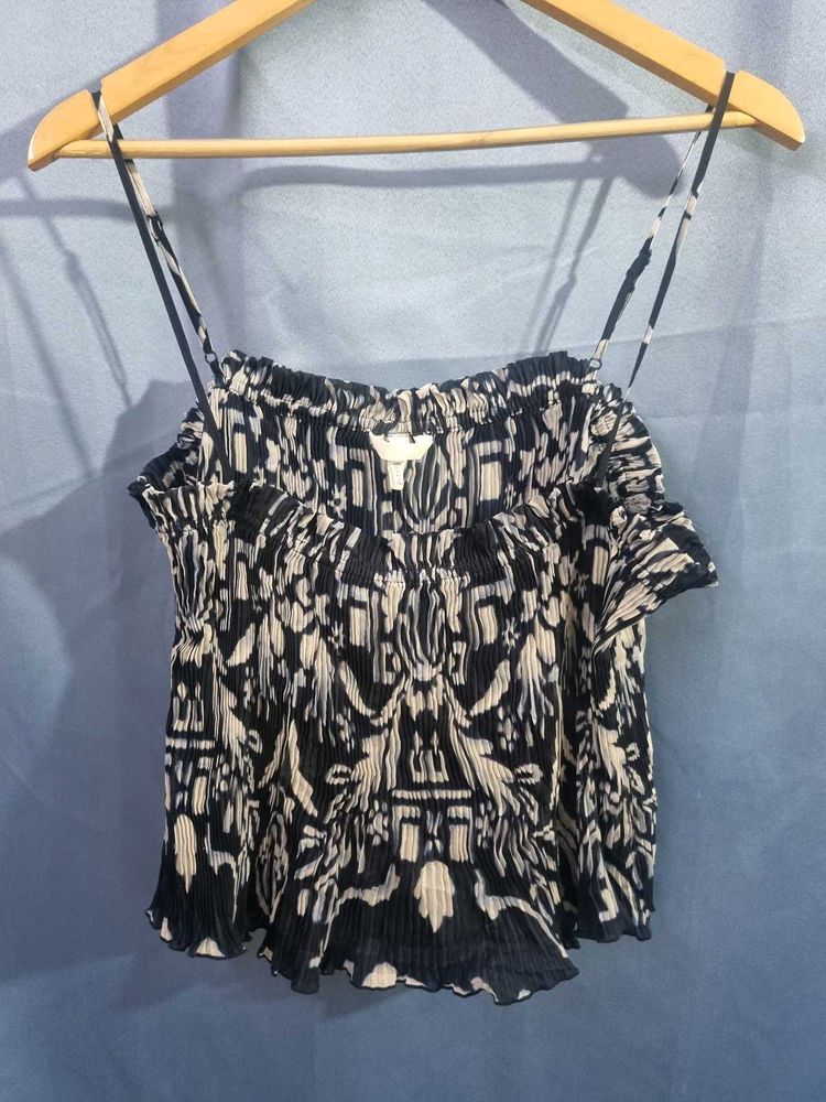 H&amp;M Printed Spaghetti Strap Crop Top