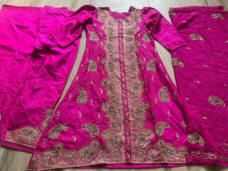 Diwali Sale 🔥 Pink Embroidered Anarkali Suit