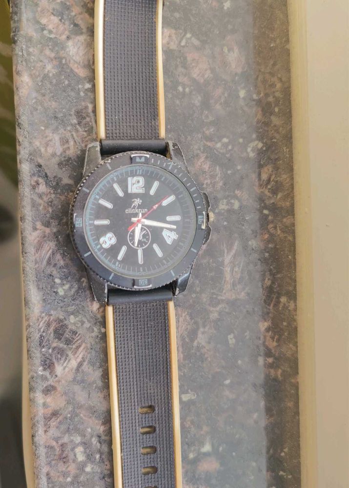 Men's Black Analog Watch