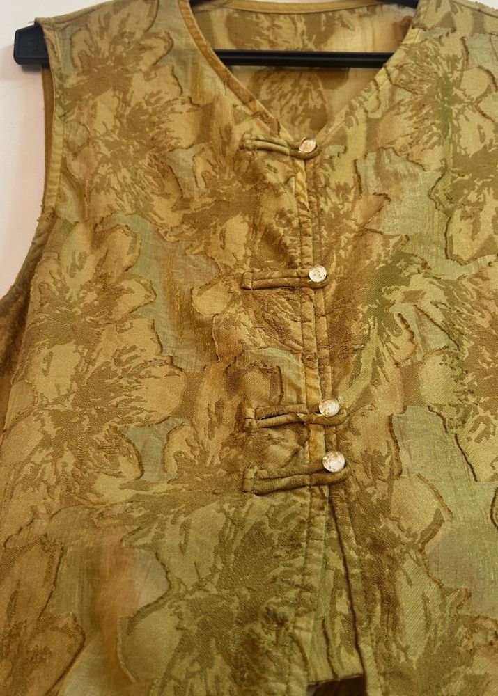 Unique Floral Print Vest Top