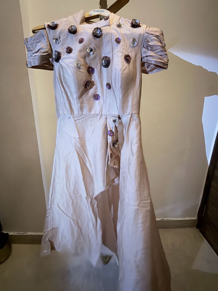 Exquisite Embellished  front slit kurta