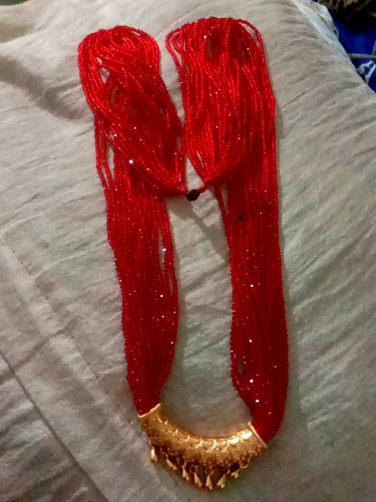 Stunning Red Beaded Necklace