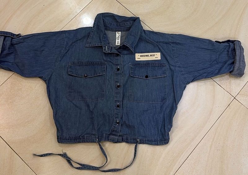 Trendy Cropped Denim Shirt