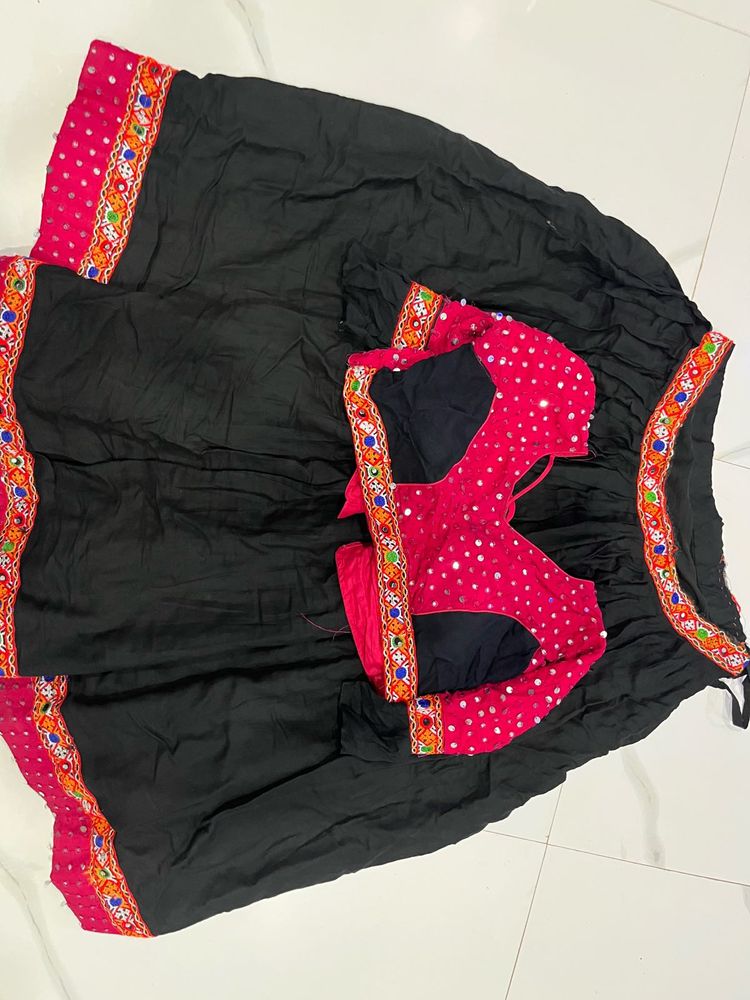 ♥️Black Lehenga Choli Set with Pink Blouse